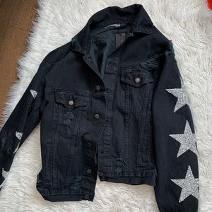 LF CARMAR star patched denim jacket